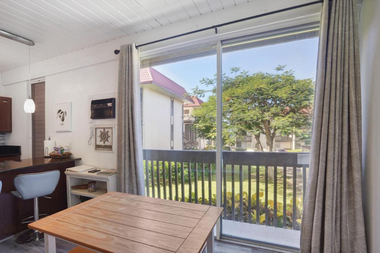 Airy Kailua-Kona Condo Less Than 1 Mi To Beach And Town Bagian luar foto