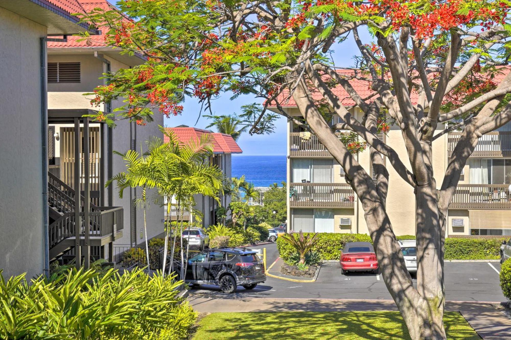 Airy Kailua-Kona Condo Less Than 1 Mi To Beach And Town Bagian luar foto